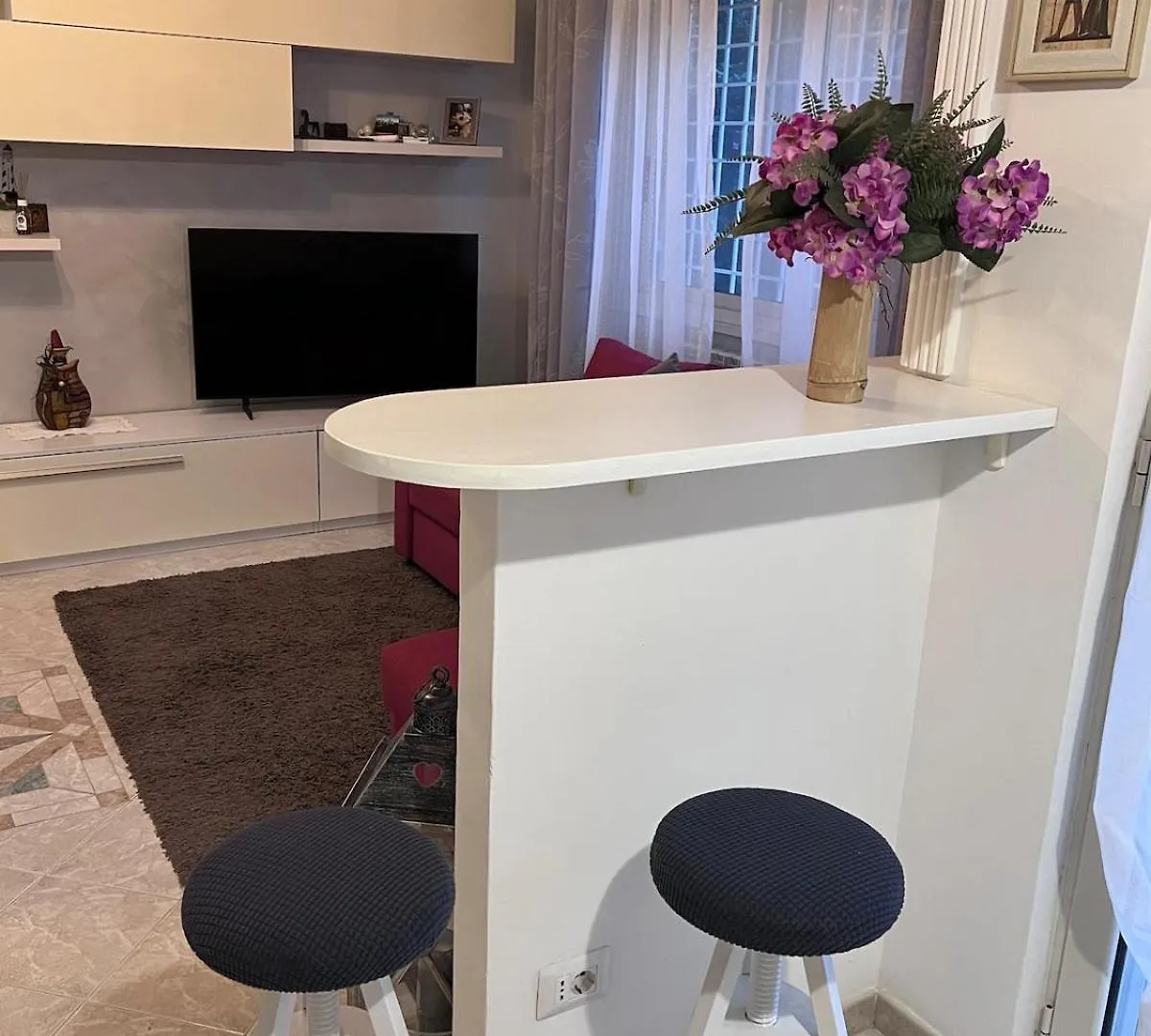 Charming Apartment 100 Meters From The Sea Lido di Ostia Italy