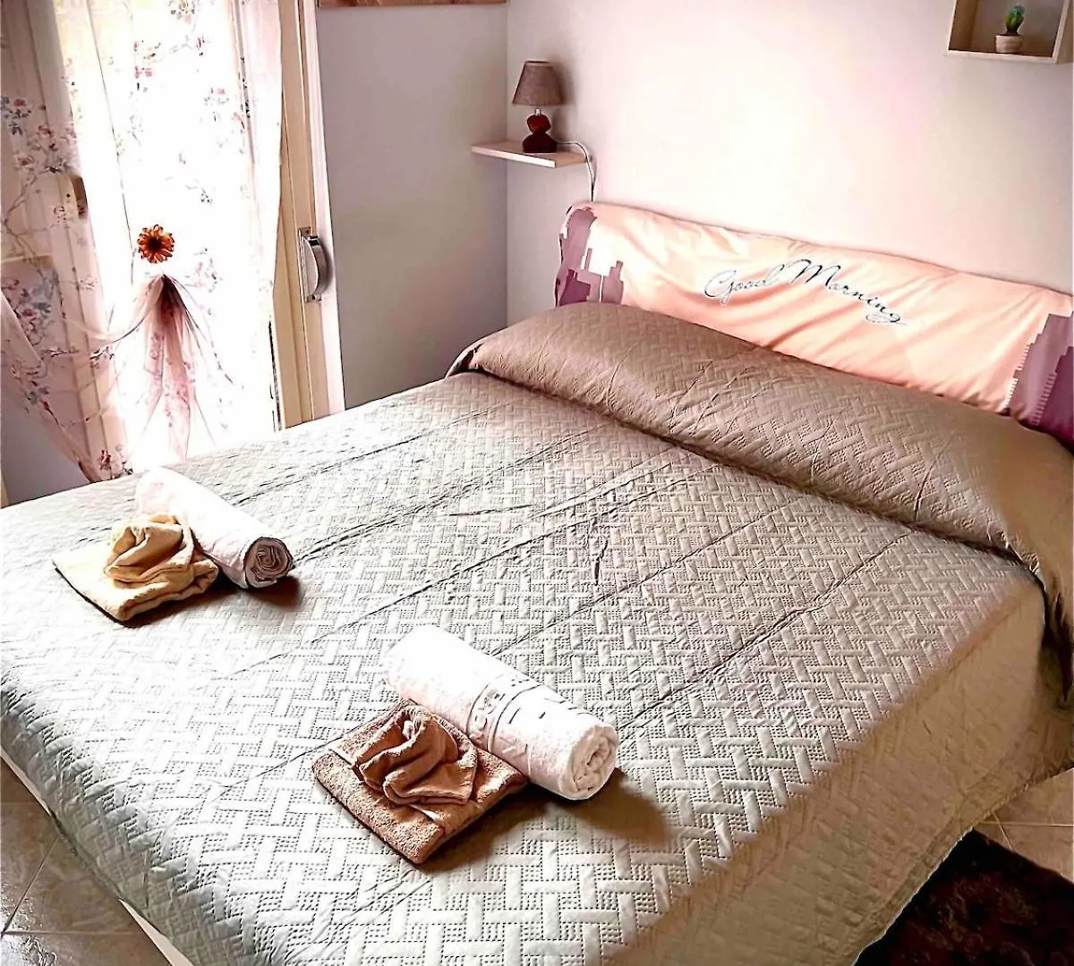 Charming Apartment 100 Meters From The Sea Lido di Ostia