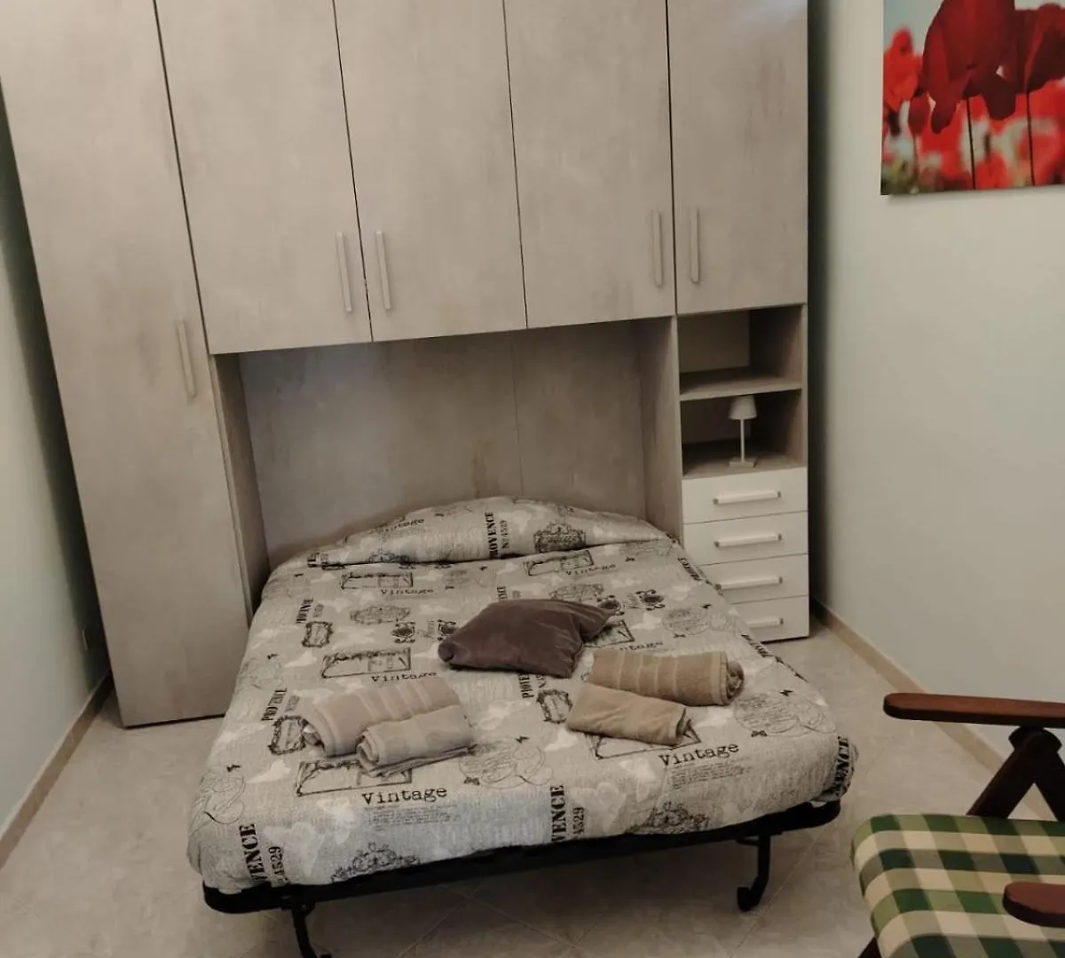 Charming Apartment 100 Meters From The Sea リド・ディ・オスティア
